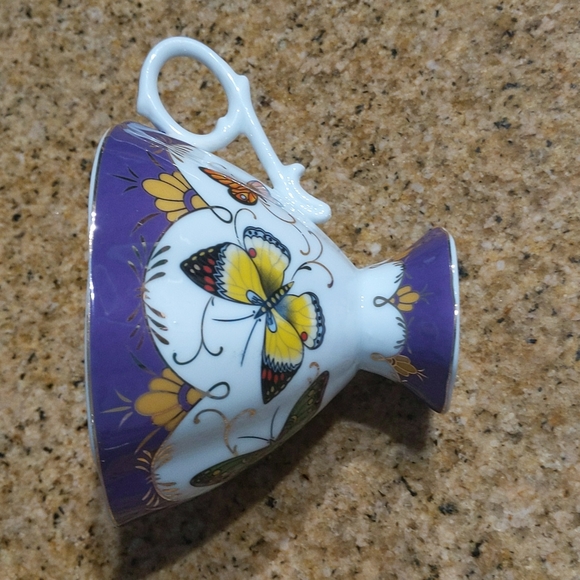 Beautiful Rare Vintage German porcelean cup and saucer set - Picture 3 of 6